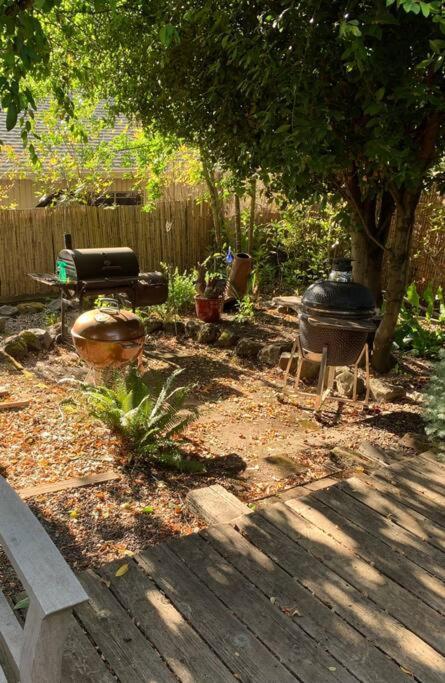 Southeast Portland Comfy & Eclectic Craftsman Home Eksteriør bilde