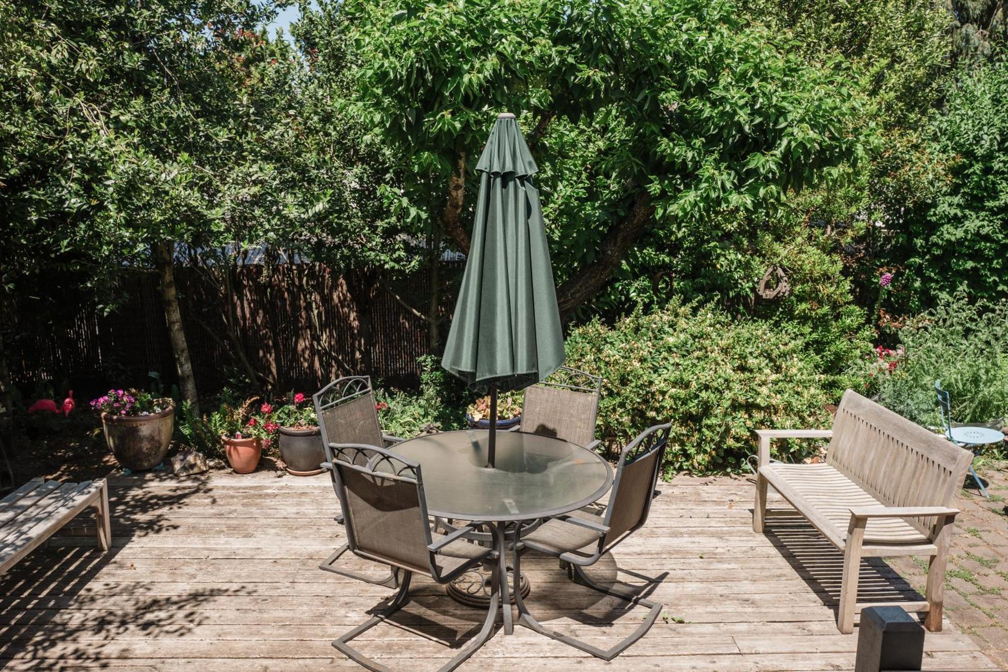 Southeast Portland Comfy & Eclectic Craftsman Home Eksteriør bilde