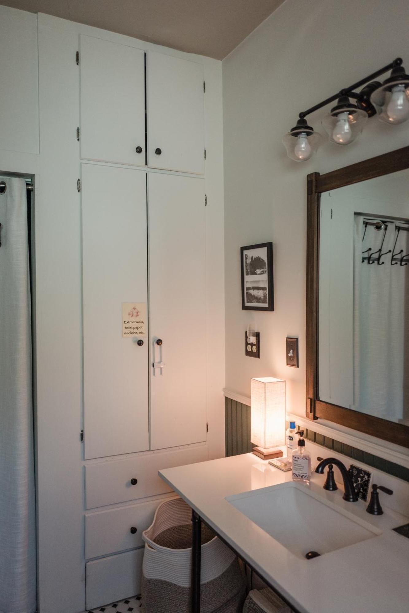 Southeast Portland Comfy & Eclectic Craftsman Home Eksteriør bilde