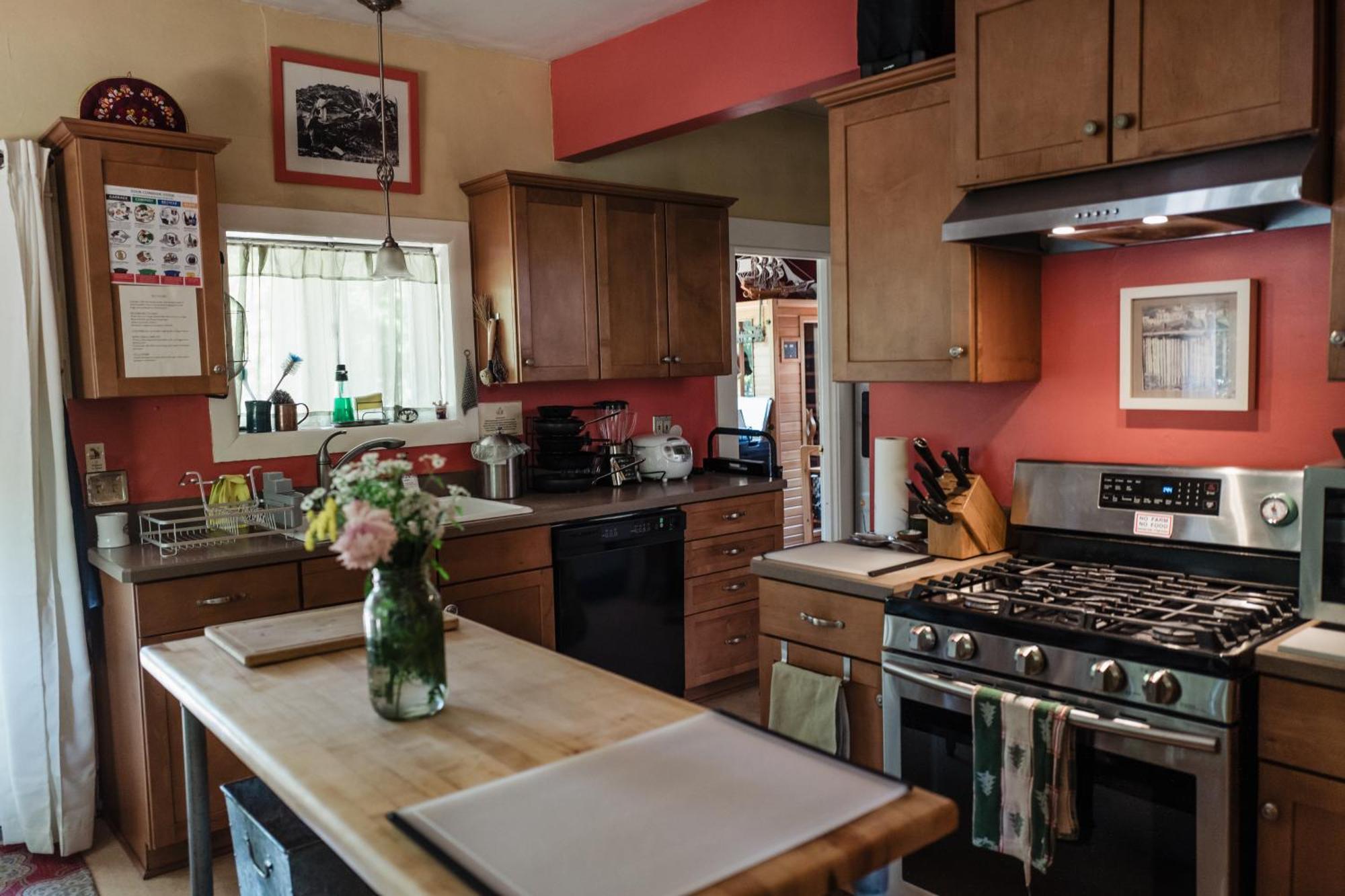 Southeast Portland Comfy & Eclectic Craftsman Home Eksteriør bilde